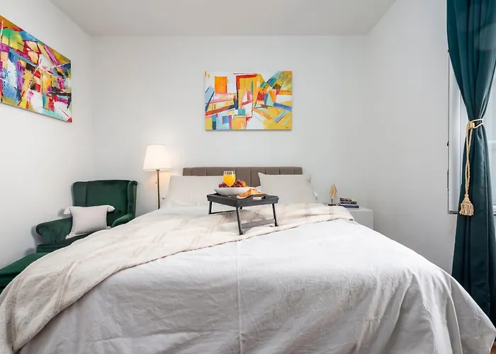 Rooms Eden Old Town 3